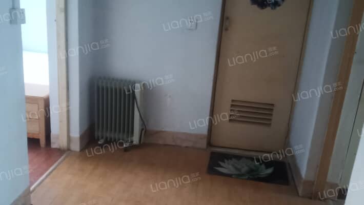 商场东路南一巷二手房实景图