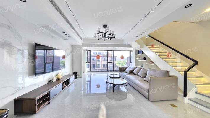 盛和九里香堤二期二手房实景图