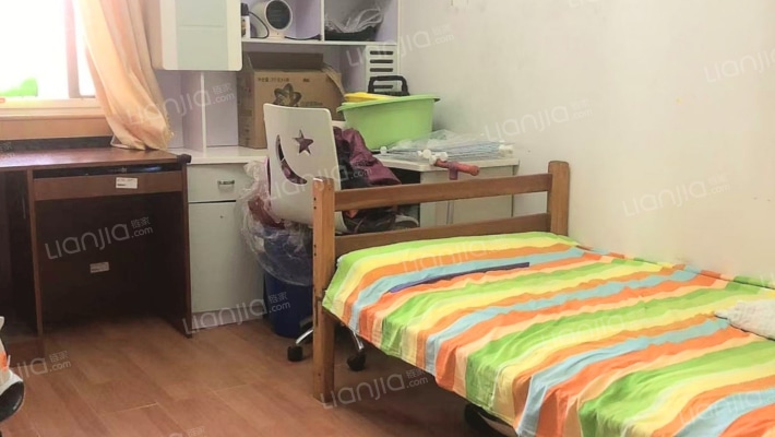 采光充足 交通便利 房主诚意出售-卧室C