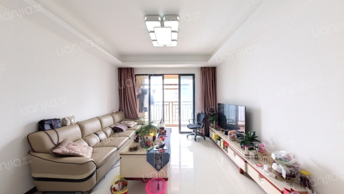 中邦浪琴湾一期二手房实景图