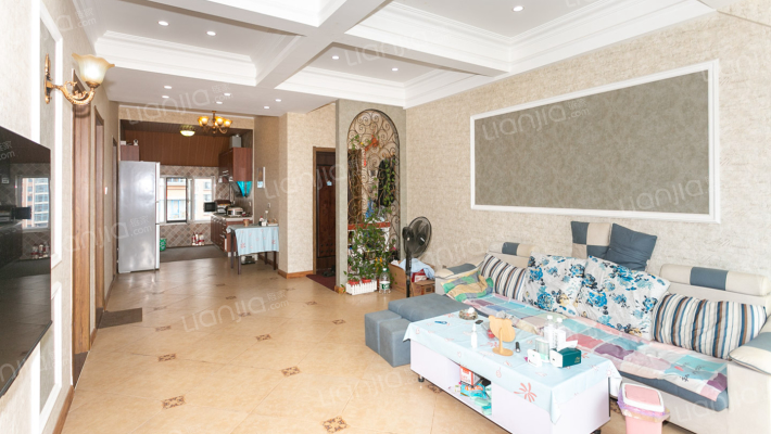 聚隆公园A区二手房实景图