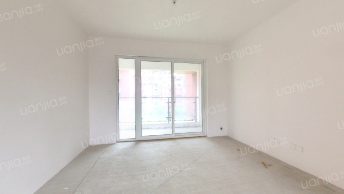 金誉兰庭二手房实景图