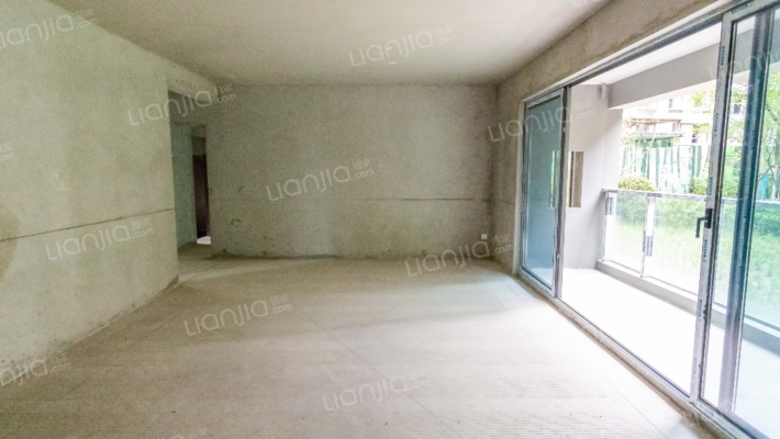 泽京铂宸二手房实景图