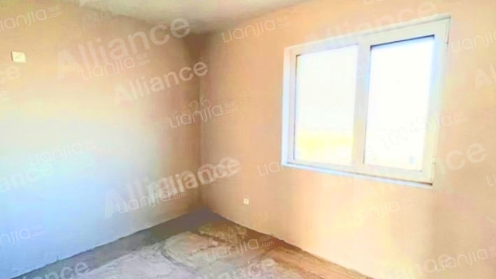 三利中和城南向两居，毛坯随意装修，业主诚心出售-卧室B