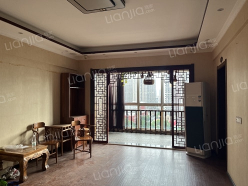 整租·新世纪广场 4室2厅 东南