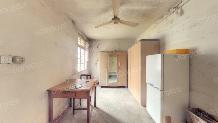 光明东村三期二手房实景图