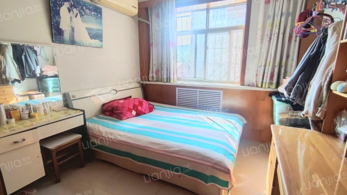 晨光小区 3室1厅 南 北-卧室A