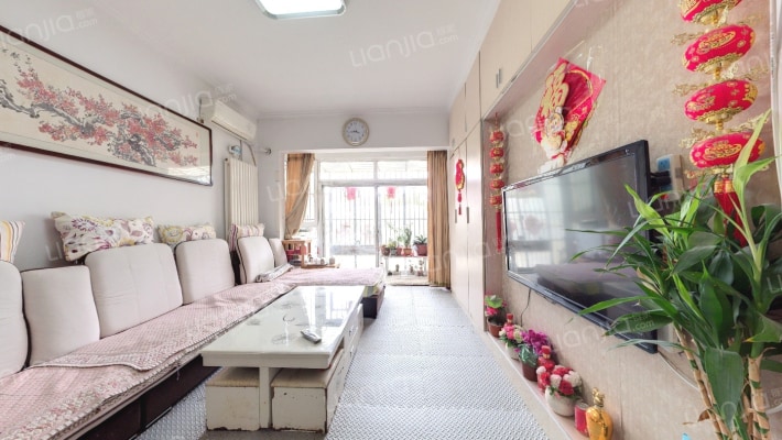 皇冠国际二手房实景图