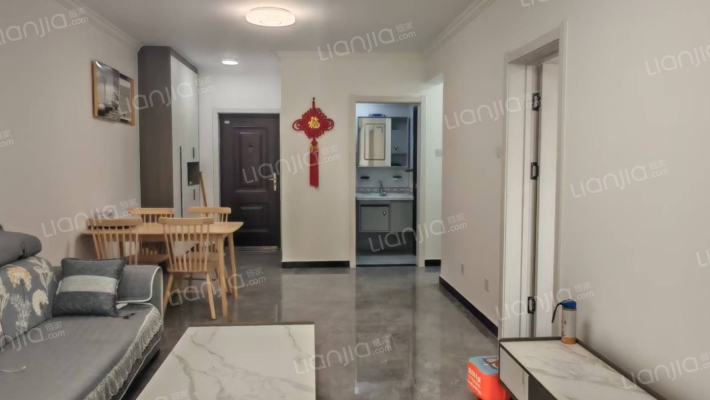 精装修两居室   三利中和城C  全天采光-客厅