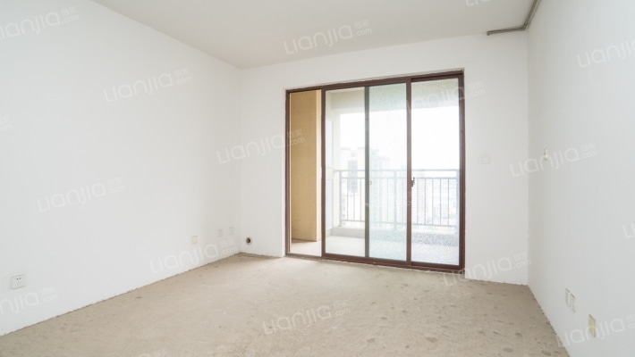 句容城西商品博览中心二手房实景图