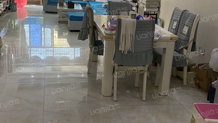 华悦家苑二手房实景图