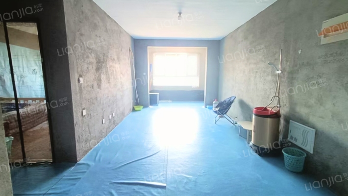 御水华庭东区二手房实景图