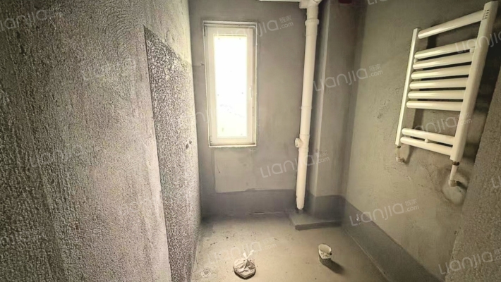 大社区 洋房边户一层带小院 南北通透-卫生间B