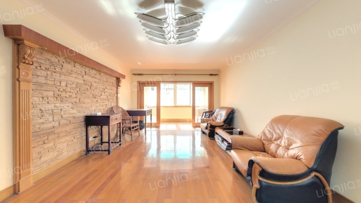 建明花苑二手房实景图