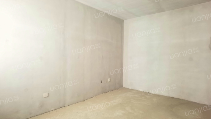 水岸花城，一线河景美宅，标准现房，即买即住-卧室B