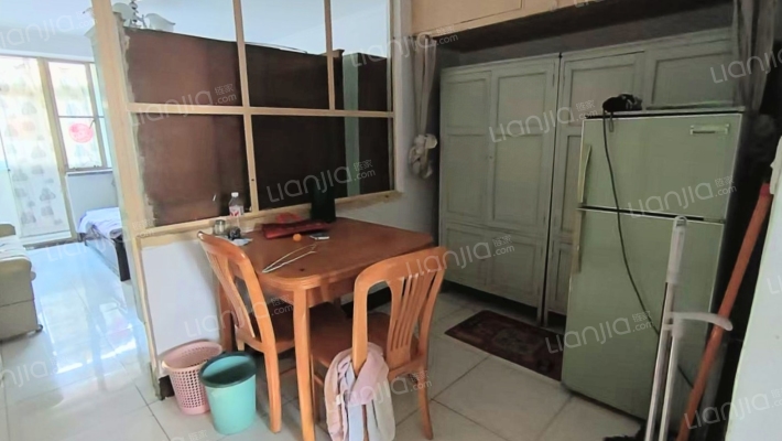 范阳路矿山局家属院南北通透小三居-餐厅