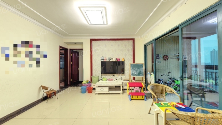 恒大绿洲二手房实景图