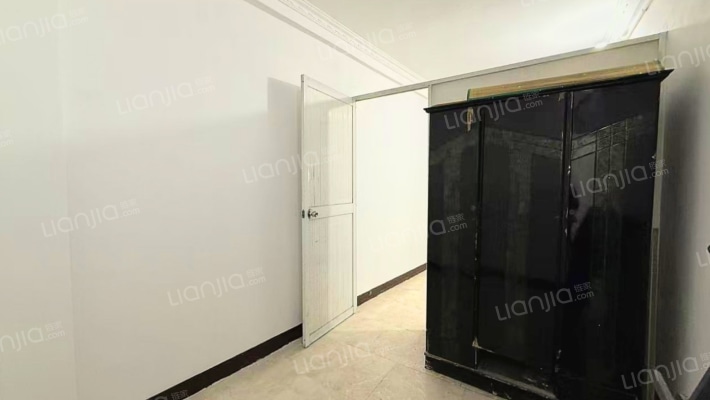 石坊横巷二手房实景图