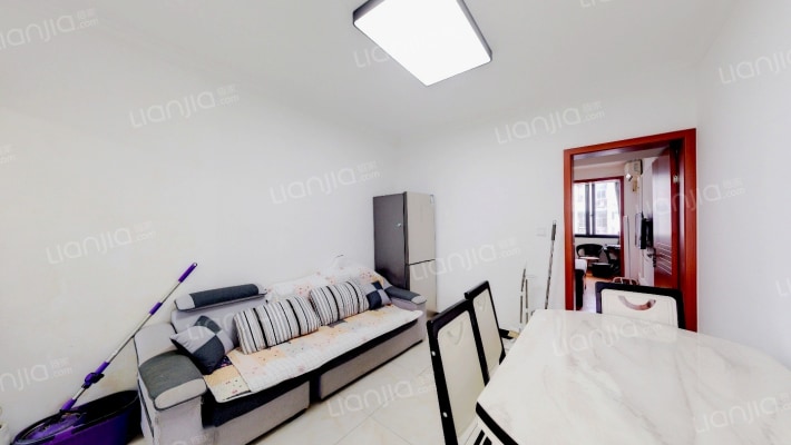 镇东楼二手房实景图