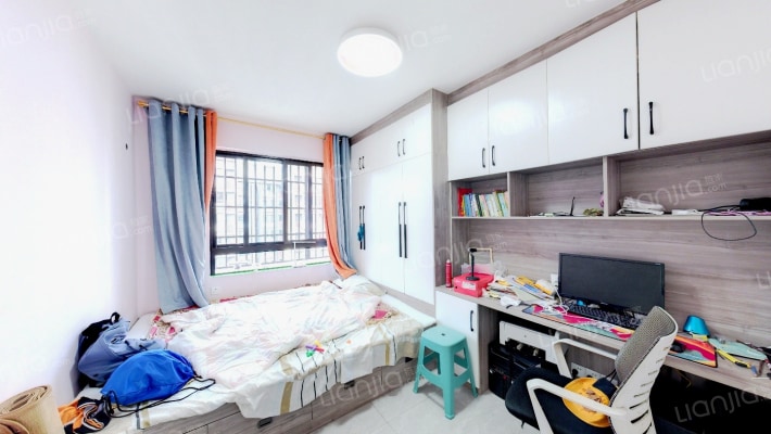 桂林市七星区万达旁精装修三房出售-卧室C