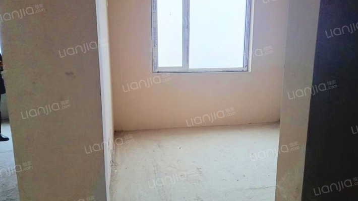 金域中央，南北通透三居，中间楼层，采光无遮挡-卧室B