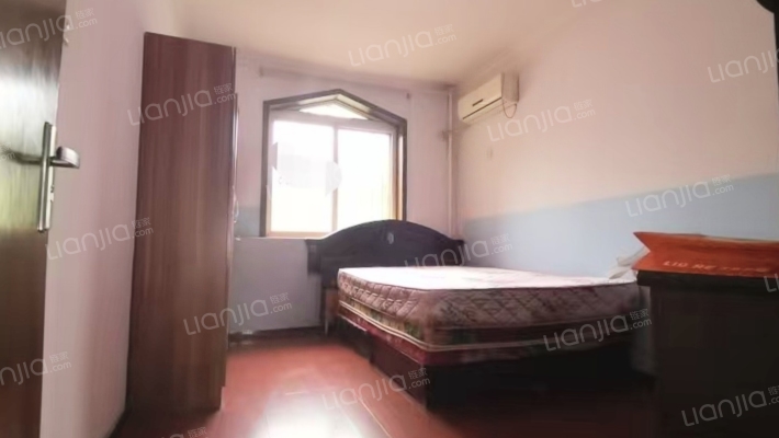 南北通透3居室，带地下室，干净整洁-卧室B