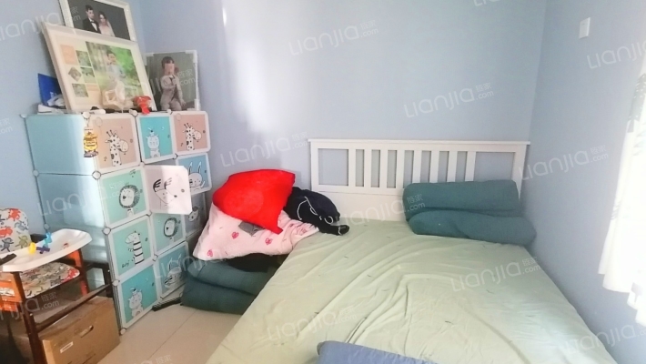 南向格局 楼层好 视野宽阔 适合居住-卧室B