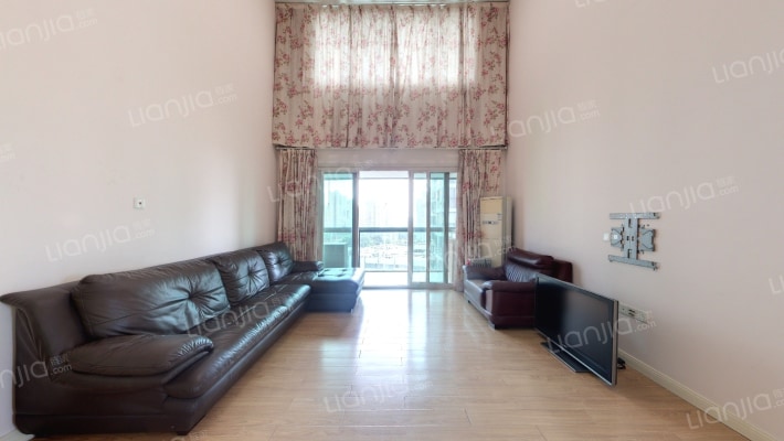 中天湖畔花园二手房实景图