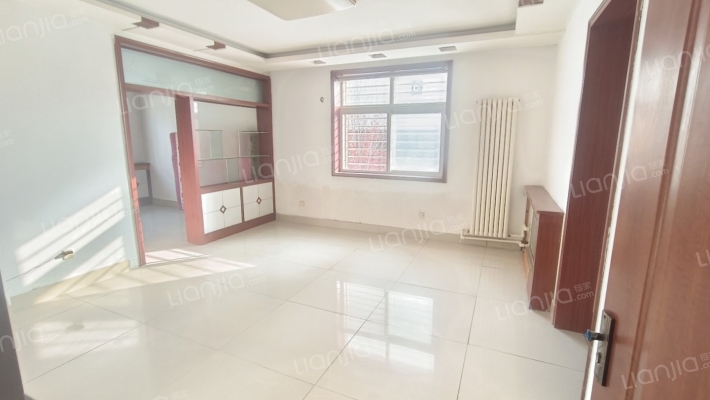 宝龙花园二手房实景图