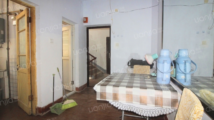 城西商场二手房实景图