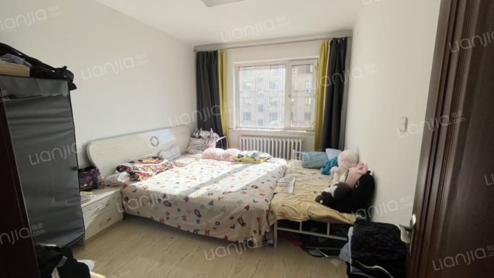 哈飞家园二手房实景图