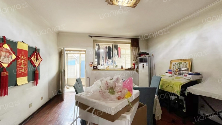 西越河二手房实景图