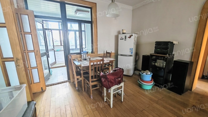铁道部建厂局家属楼 3室2厅 南 北-餐厅