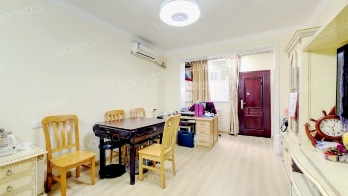 真西新苑二手房实景图