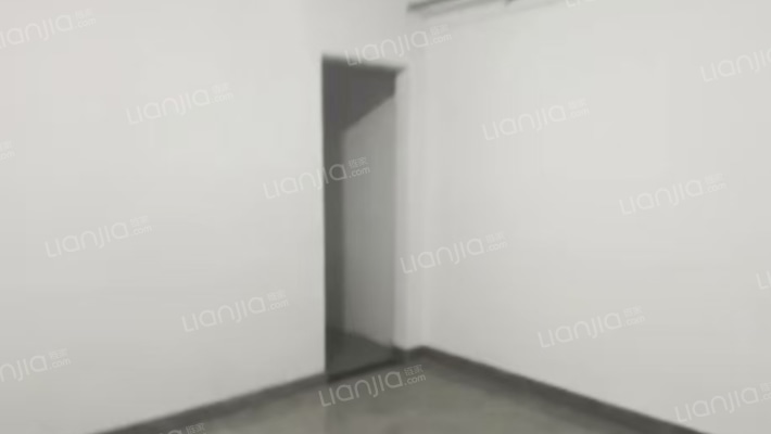 新华龙国际汽配中心二手房实景图