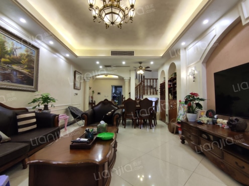 整租·逸翠庄园三期 3室2厅 东/西