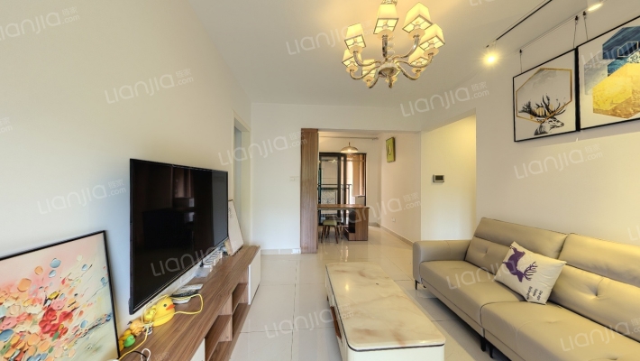 香堤绿茵温莎堡二手房实景图