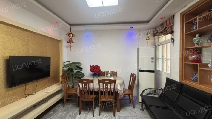 春雨小区二手房实景图