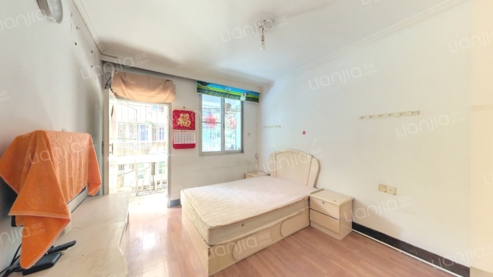 文教职业中专宿舍二手房实景图