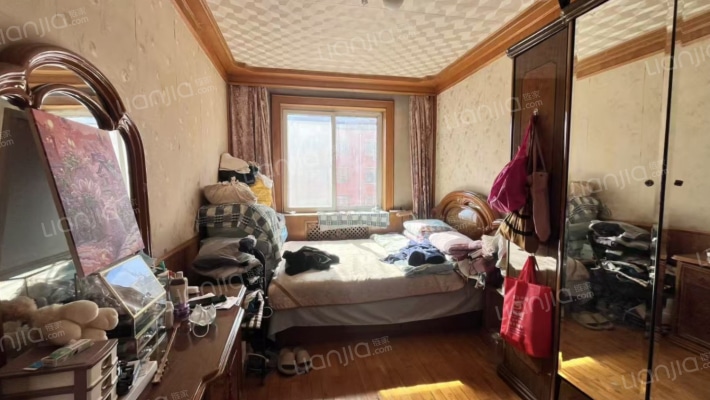 二医院家属院适宜或是本单位职工人员-卧室B