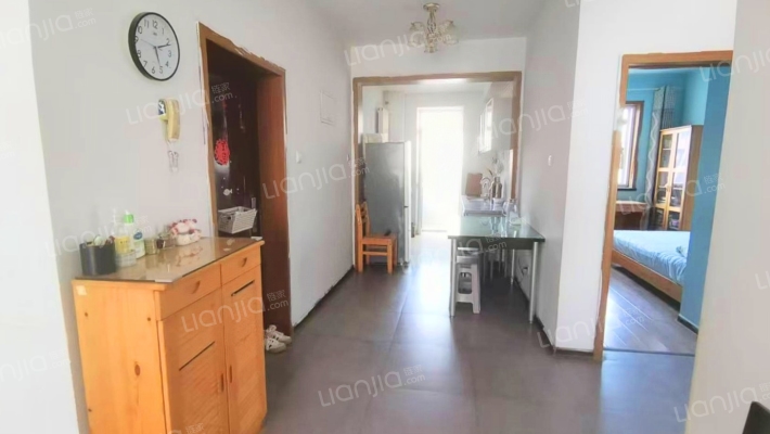 范阳路 二康联合四号院南北通透两居 采光没问题-餐厅