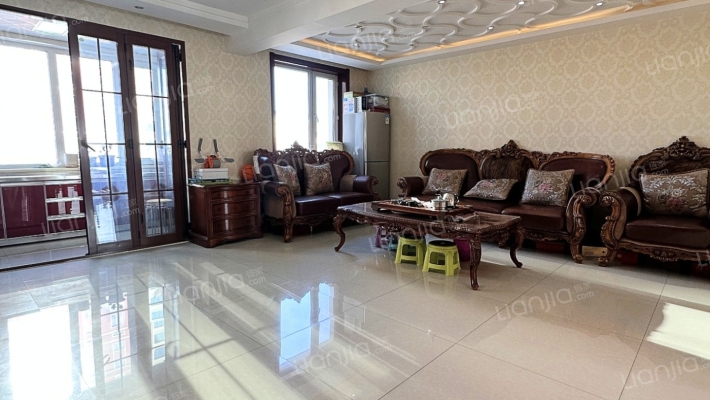 中荣金水国际花园A区二手房实景图