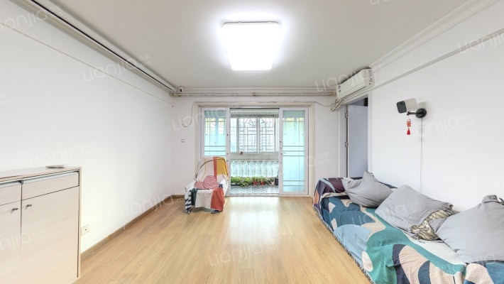 梅沁楼二手房实景图