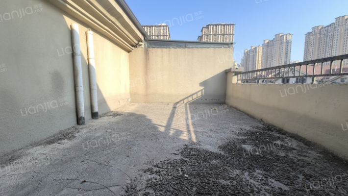 香邑溪谷原墅 别墅中叠 三跃四户型 带车位-露台