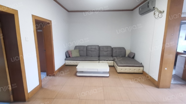 城管支队家属区老小区二手房实景图