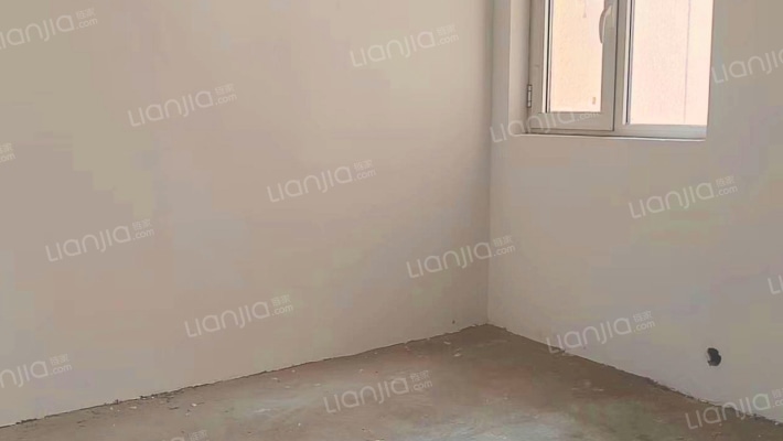 钻石商圈，就学方便，电梯房，全天采光，配套齐全-卧室B