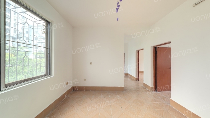 银苑小区二手房实景图