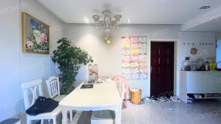 宏远碧萝湾 3室2厅 南 北-餐厅