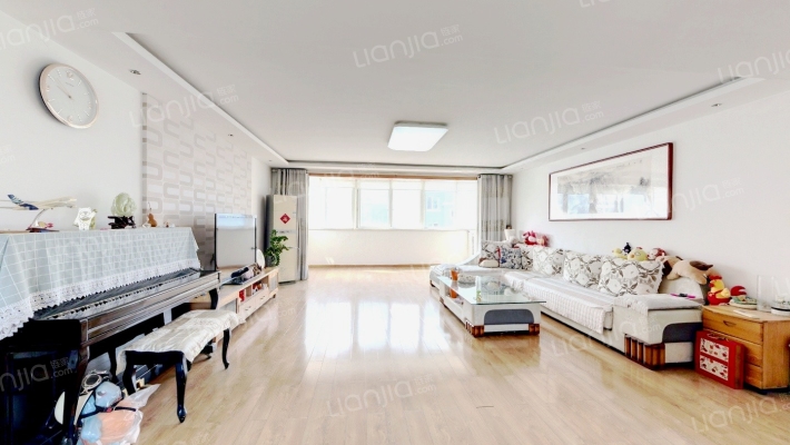 山水龙苑二手房实景图