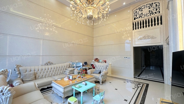 半岛1号四期二手房实景图